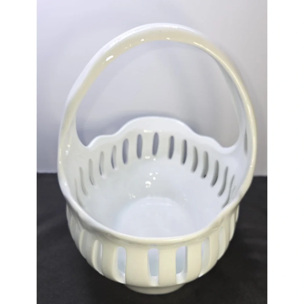 J Godinger Antique Reflections, White Porcelain Reticulated Handled Basket